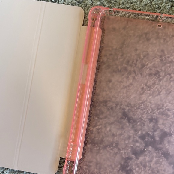 Cherry and Bow iPad Case red and pink NWOT - Picture 9 of 16